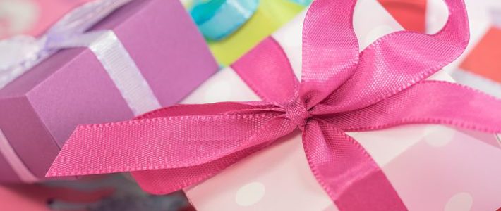 5 Last Minute Holiday Gift Ideas (Women)